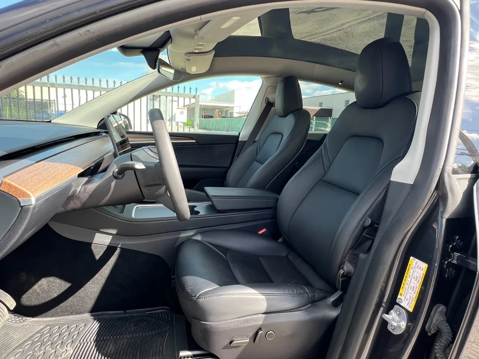 2024 Tesla Model Y - Image 13 of 21