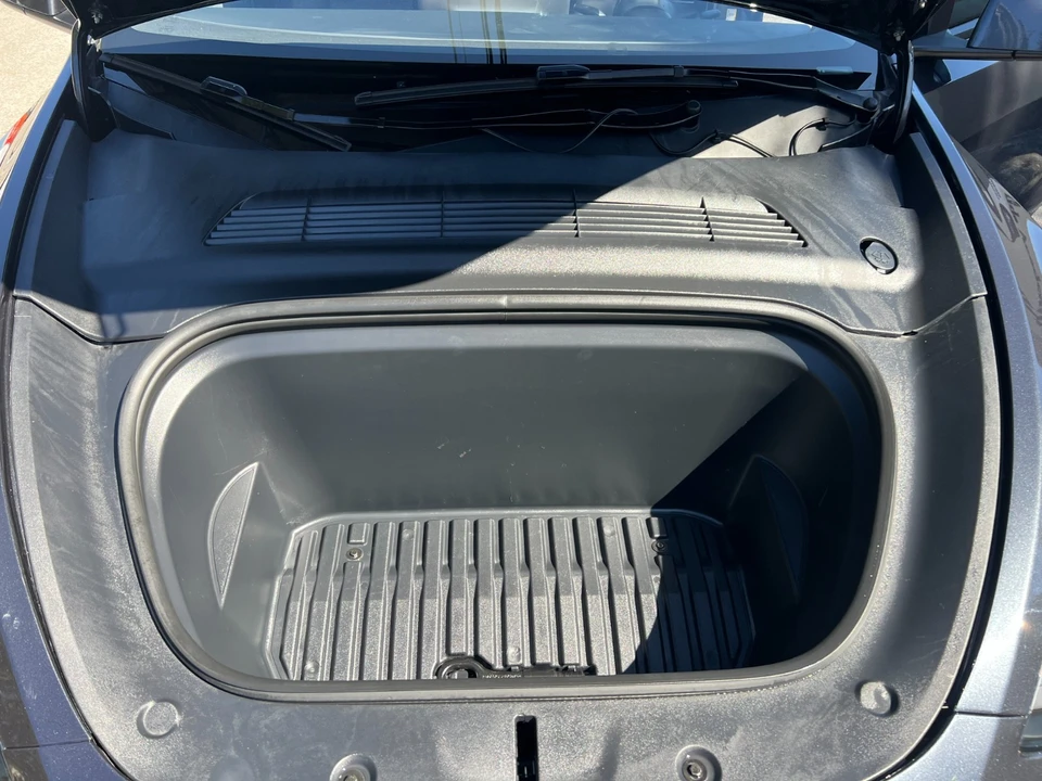 2024 Tesla Model Y - Image 11 of 21