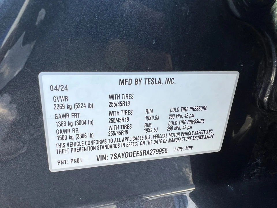 2024 Tesla Model Y - Image 12 of 21