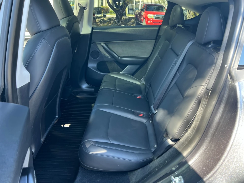 2024 Tesla Model Y - Image 15 of 21