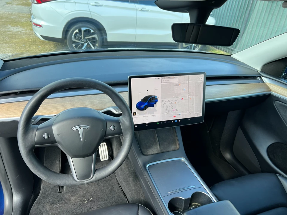 2024 Tesla Model Y - Image 19 of 21