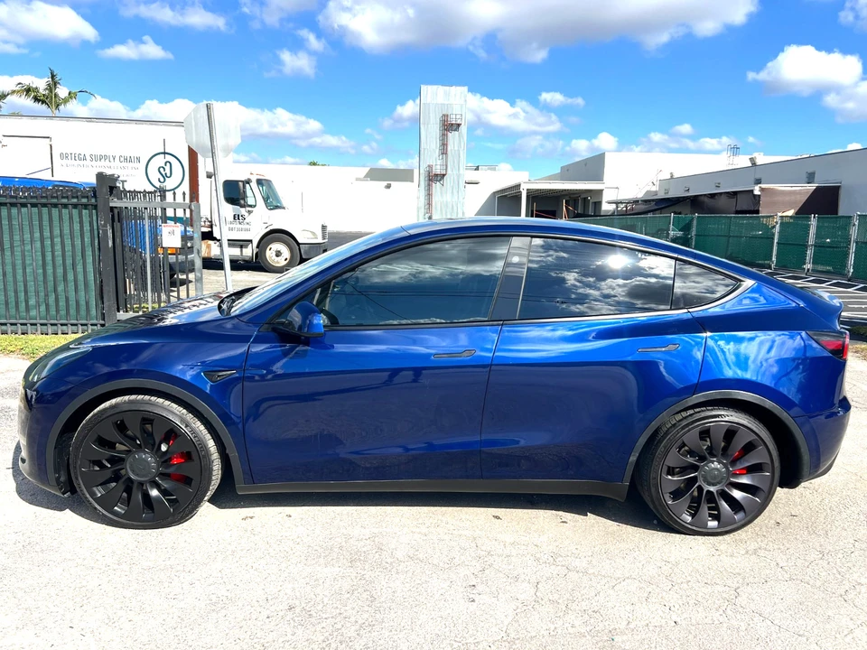 2024 Tesla Model Y - Image 5 of 21