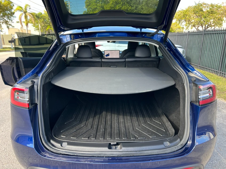 2024 Tesla Model Y - Image 18 of 21