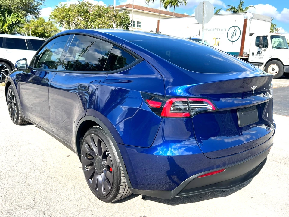 2024 Tesla Model Y - Image 6 of 21