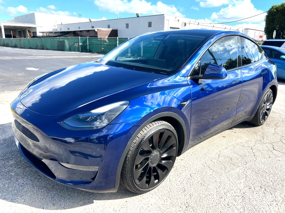 2024 Tesla Model Y - Image 4 of 21