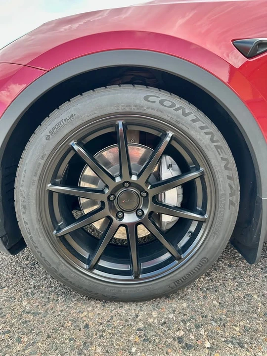 2024 Tesla Model Y - Image 7 of 12