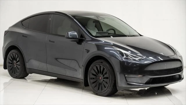 2024 Tesla Model Y - Image 2 of 21
