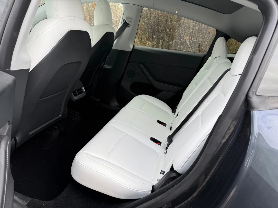 2024 Tesla Model Y - Image 18 of 20