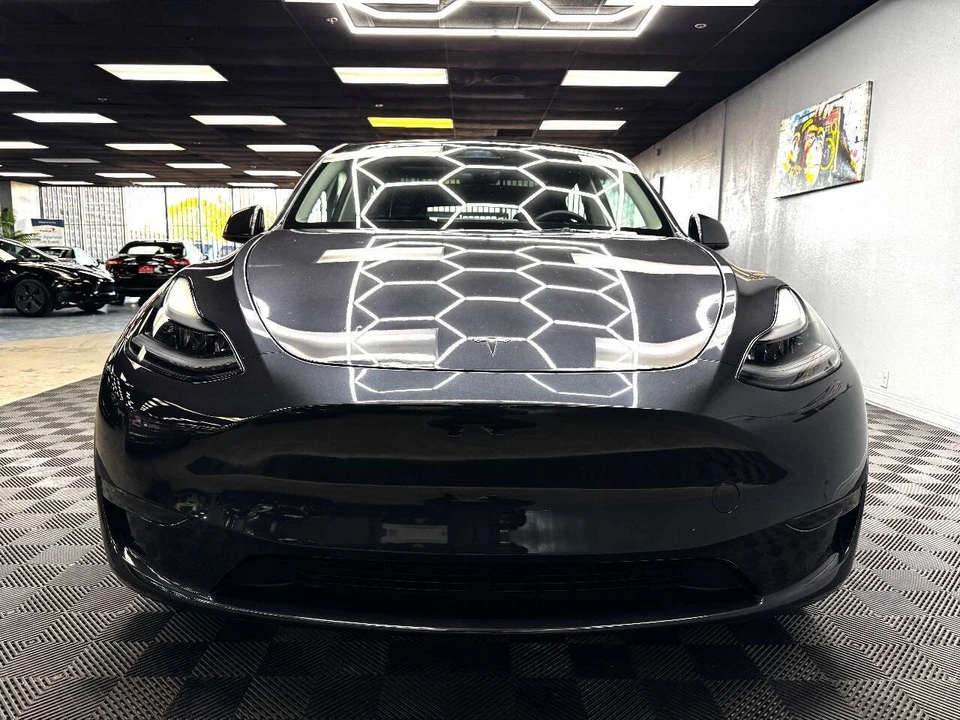 2024 Tesla Model Y - Image 4 of 12