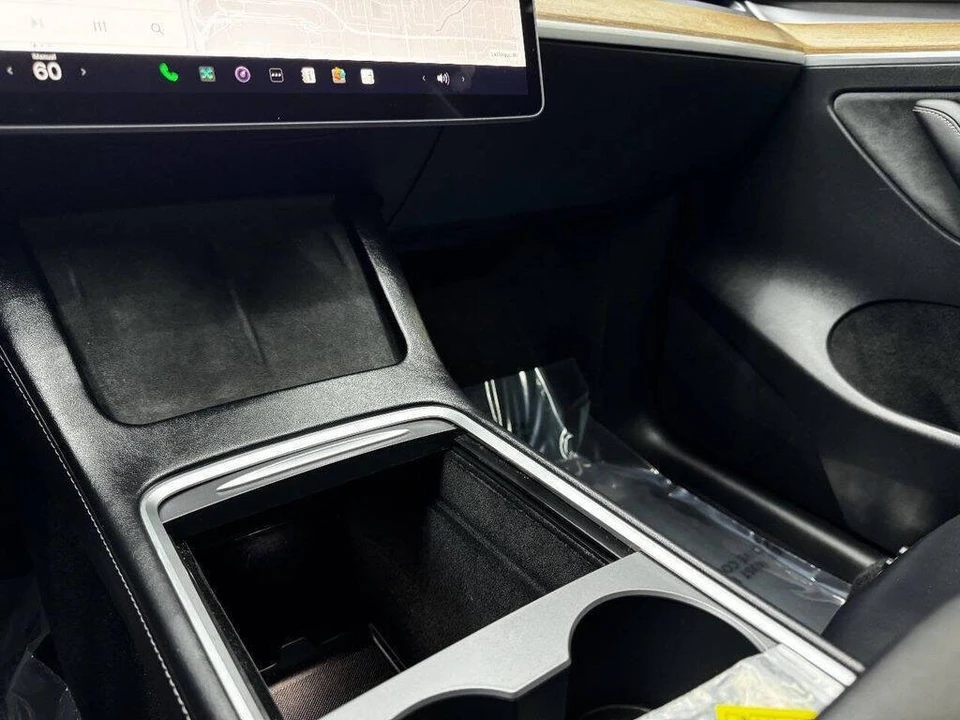 2024 Tesla Model Y - Image 26 of 31