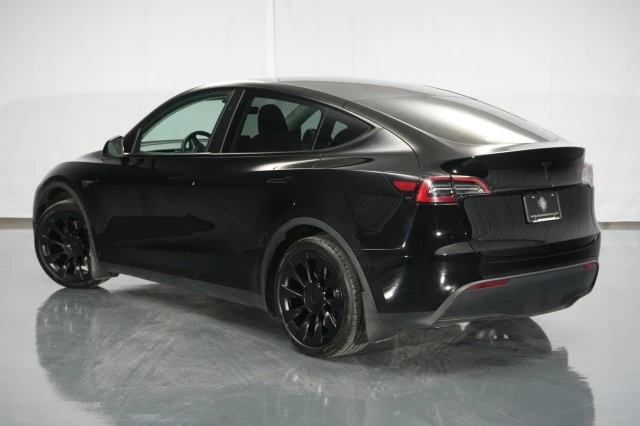2024 Tesla Model Y - Image 18 of 21
