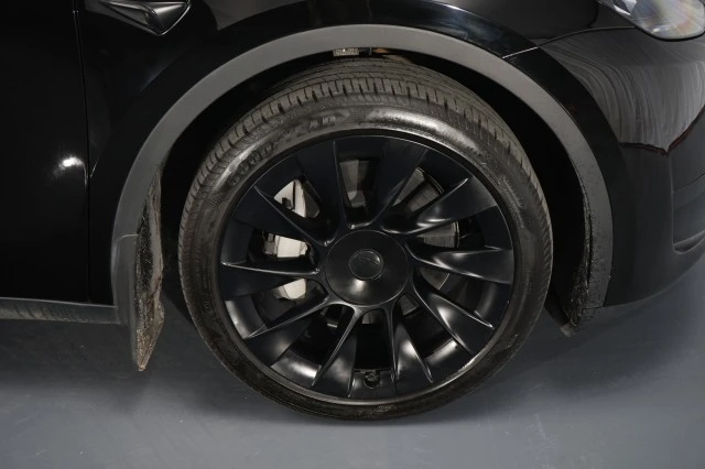 2024 Tesla Model Y - Image 21 of 21