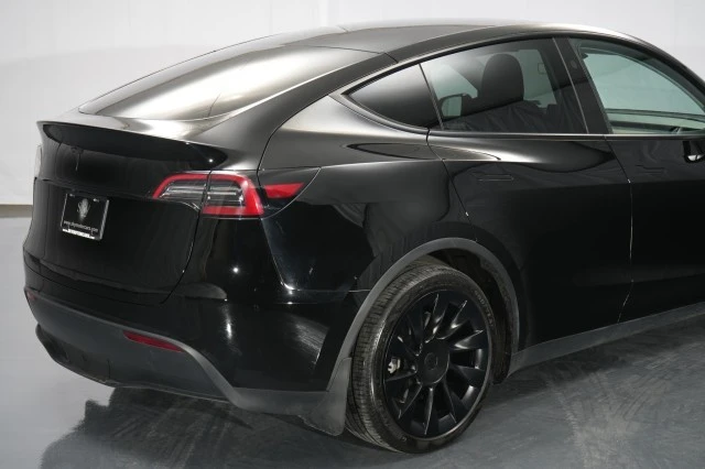 2024 Tesla Model Y - Image 10 of 21
