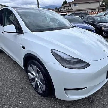 2024 Tesla Model Y Long Range 7 Seater