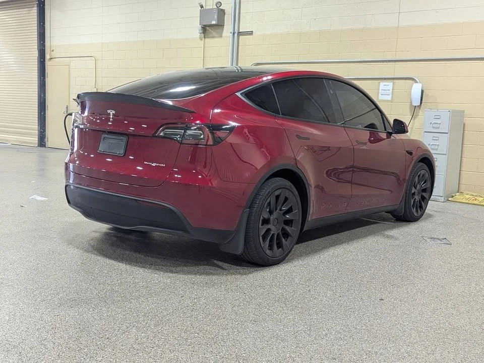 2024 Tesla Model Y - Image 3 of 3