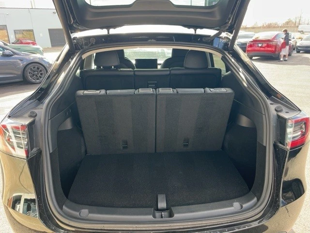 2024 Tesla Model Y - Image 16 of 21