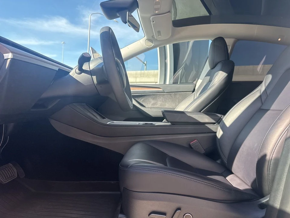2024 Tesla Model Y - Image 13 of 21