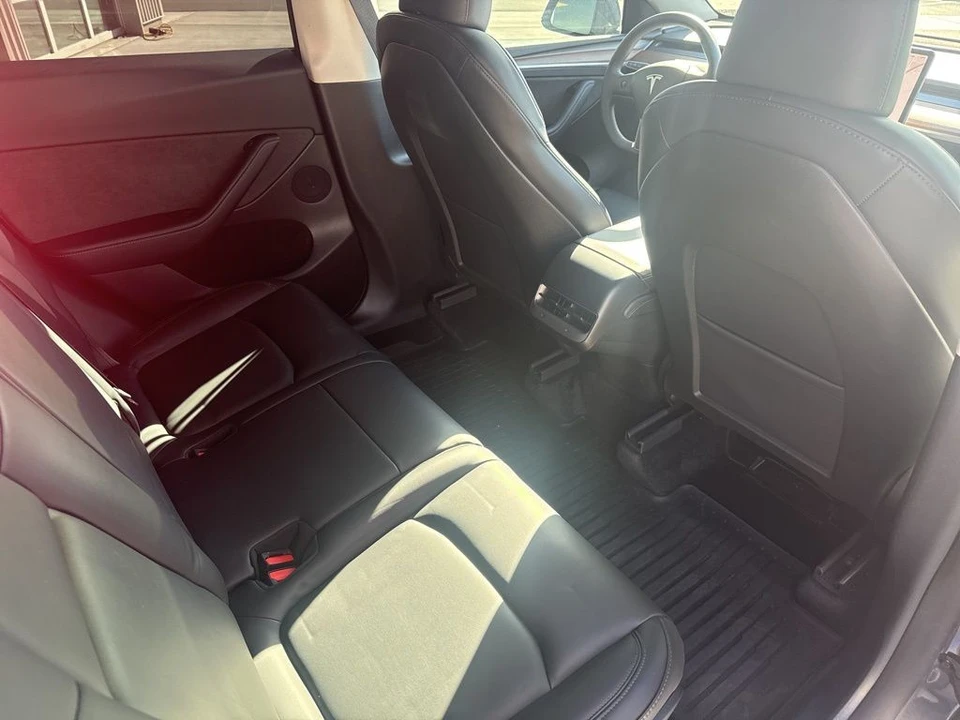 2024 Tesla Model Y - Image 21 of 21