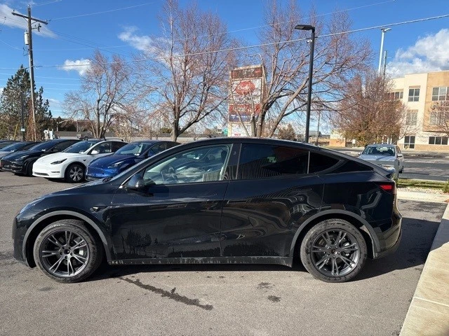 2024 Tesla Model Y - Image 5 of 21