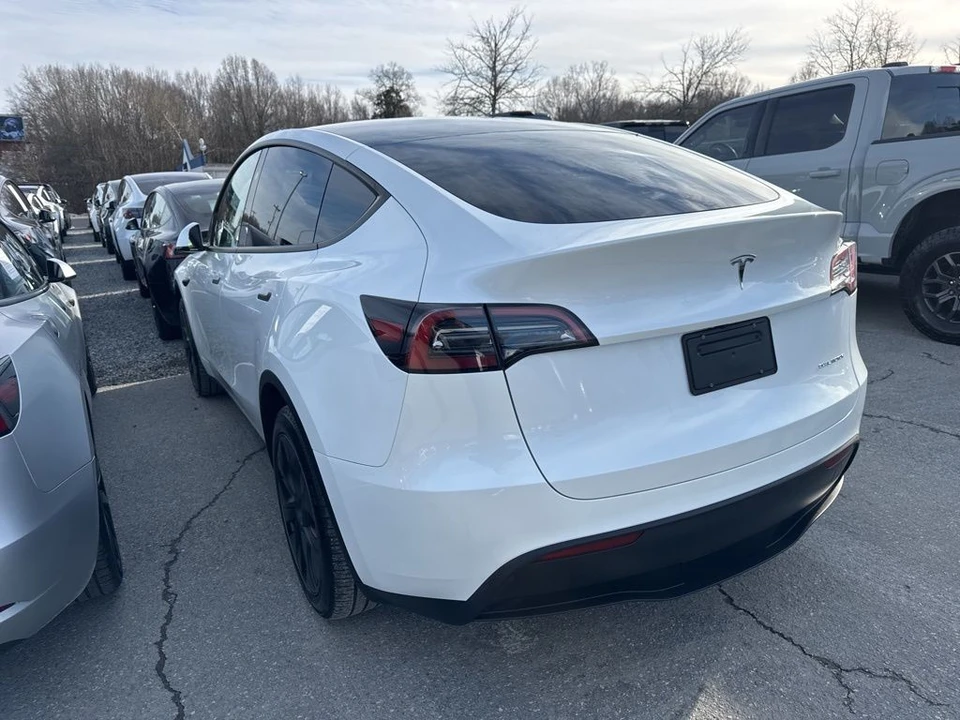 2024 Tesla Model Y - Image 6 of 6