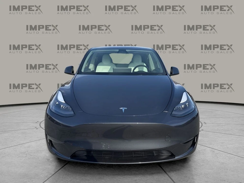 2024 Tesla Model Y - Image 8 of 21
