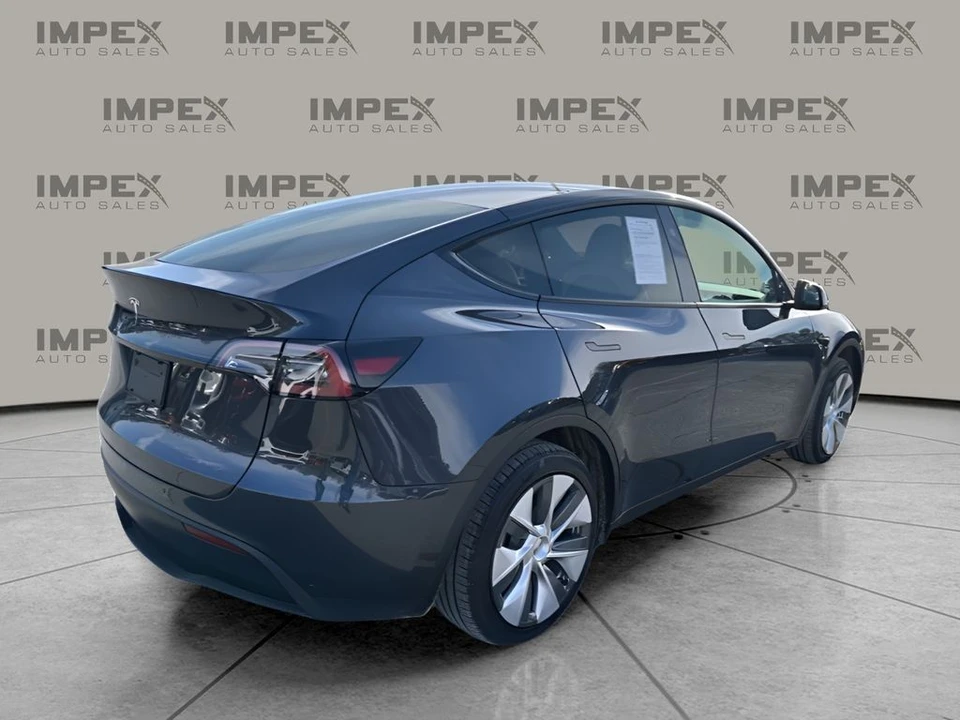 2024 Tesla Model Y - Image 5 of 21