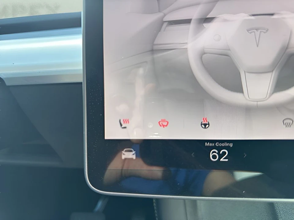 2024 Tesla Model Y - Image 20 of 21