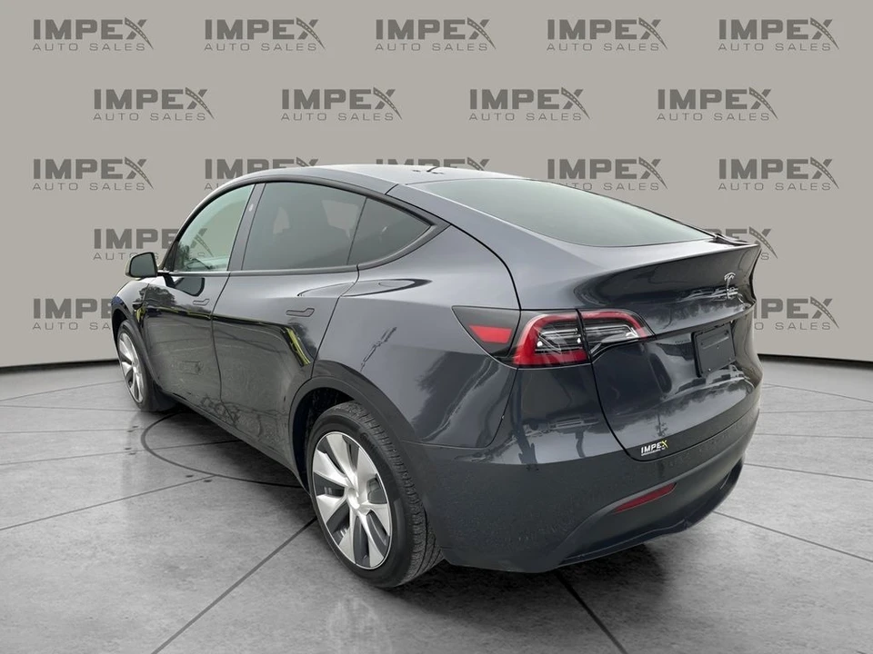 2024 Tesla Model Y - Image 3 of 12