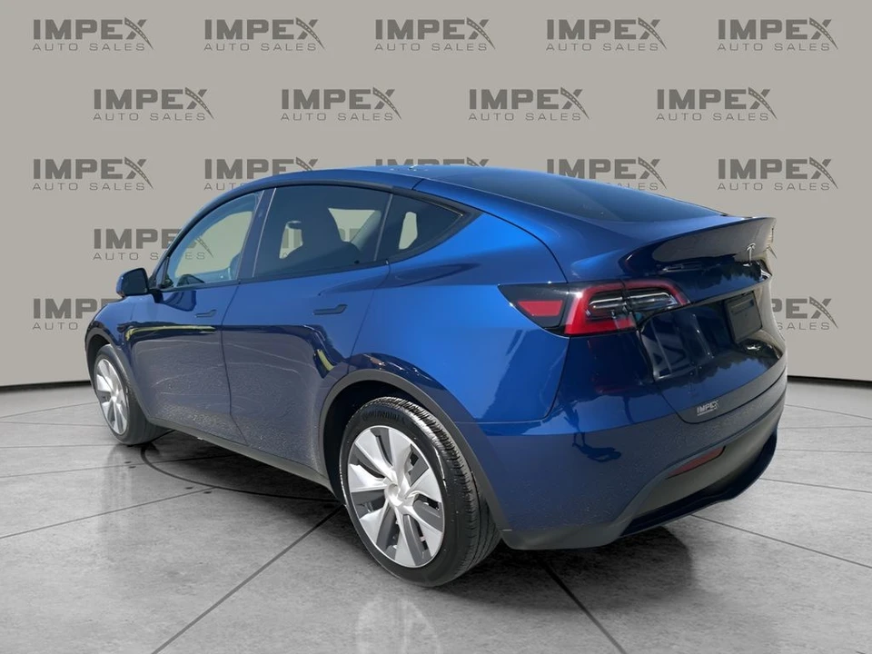 2024 Tesla Model Y - Image 3 of 21