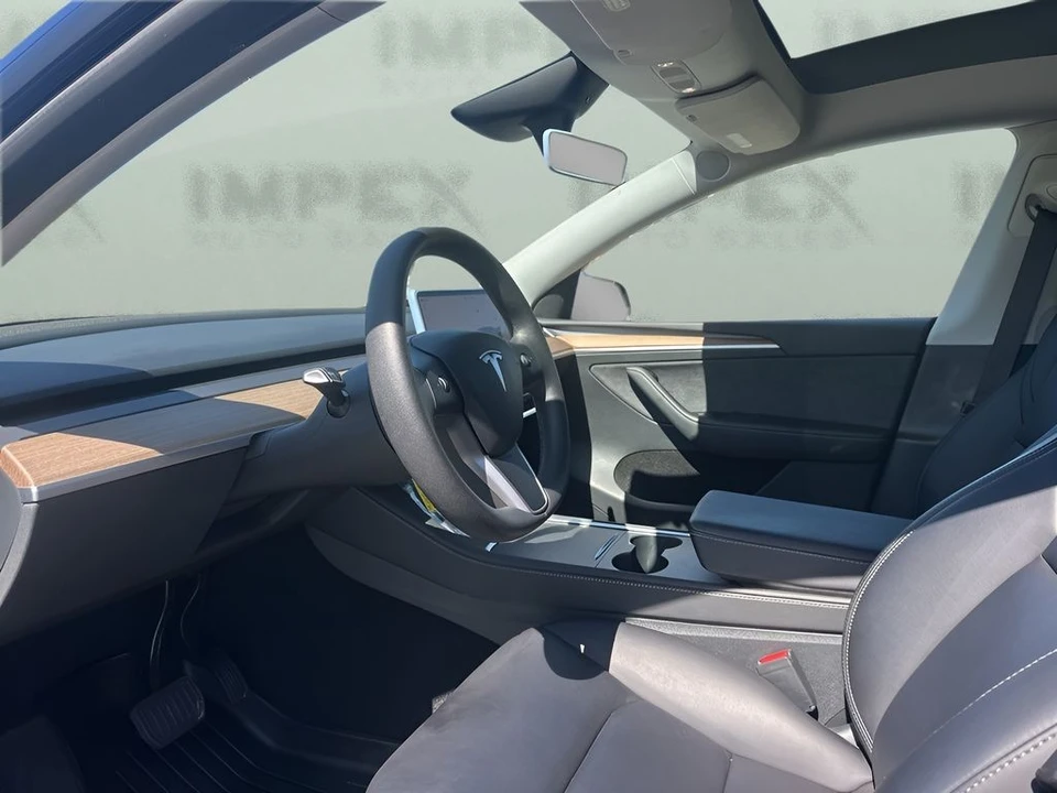 2024 Tesla Model Y - Image 9 of 21