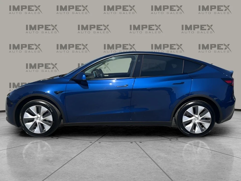 2024 Tesla Model Y - Image 2 of 21