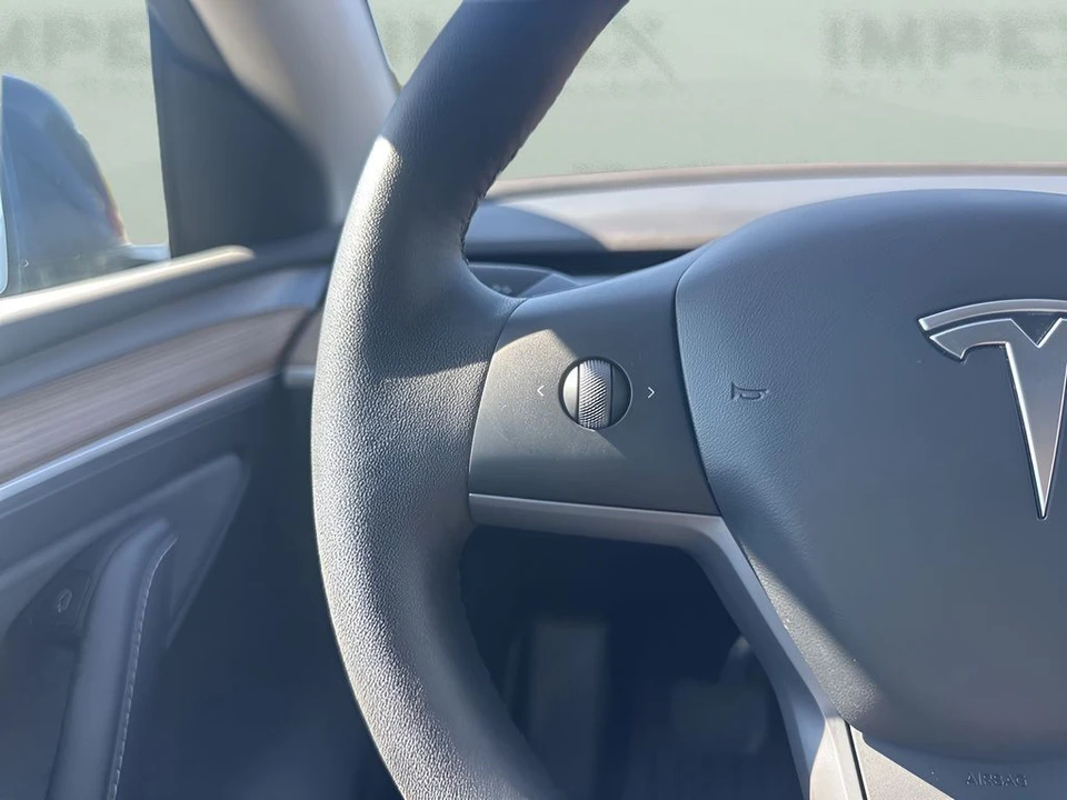 2024 Tesla Model Y - Image 15 of 21