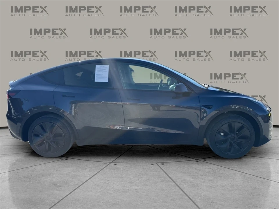 2024 Tesla Model Y - Image 6 of 12
