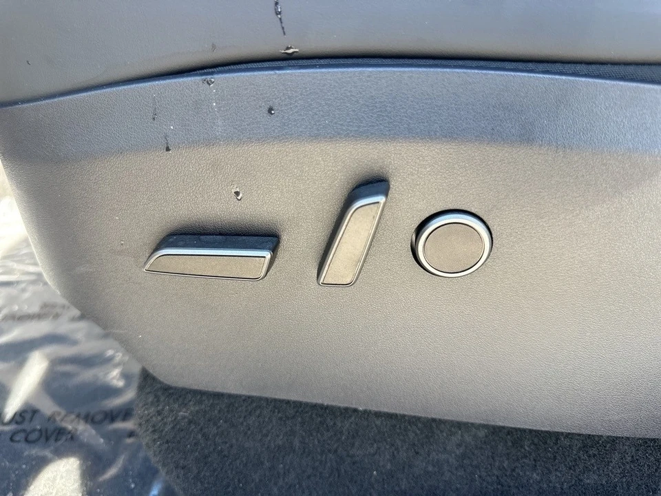 2024 Tesla Model Y - Image 10 of 12