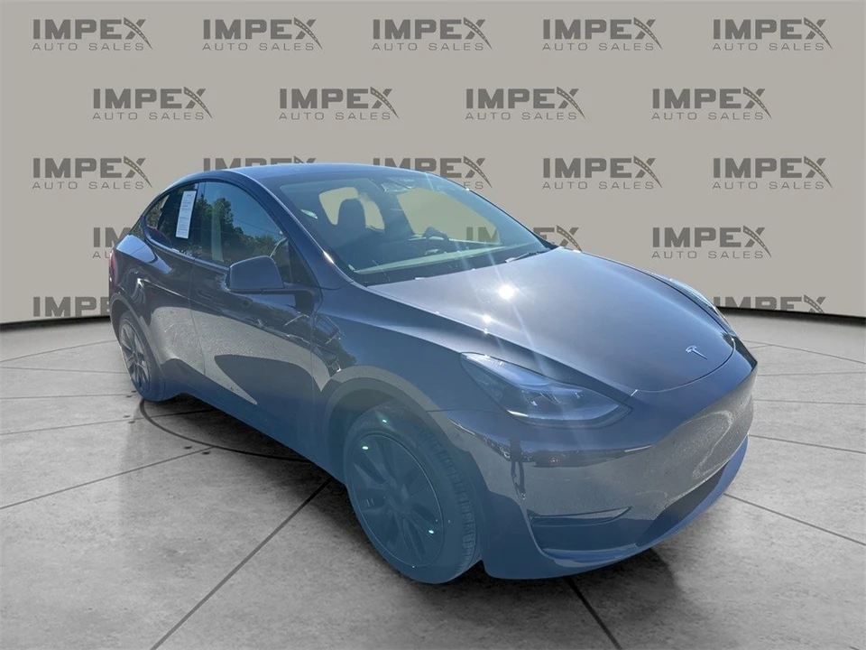 2024 Tesla Model Y - Image 7 of 12