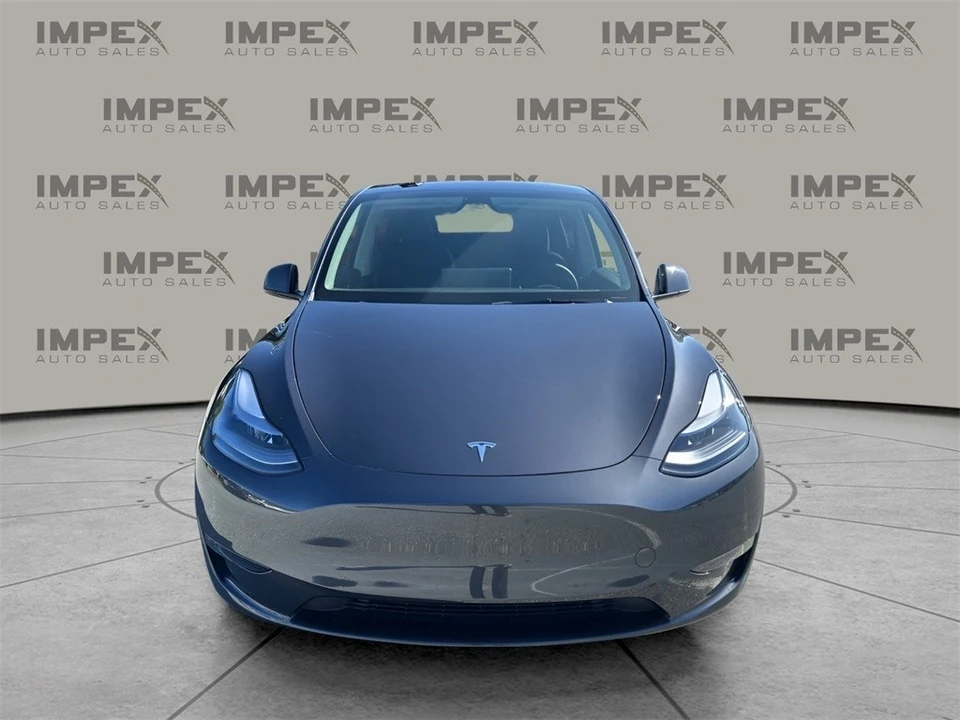 2024 Tesla Model Y - Image 8 of 12