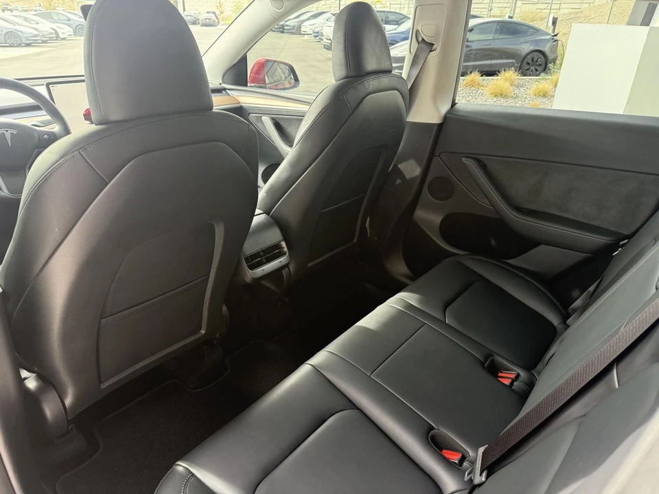 2024 Tesla Model Y - Image 15 of 27