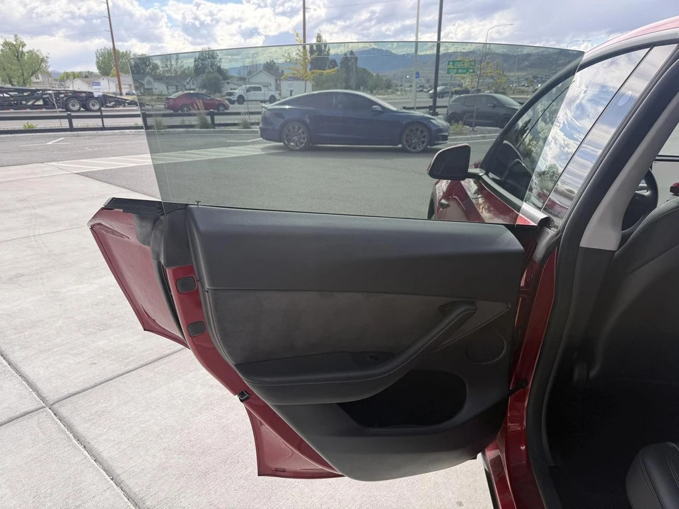 2024 Tesla Model Y - Image 14 of 27