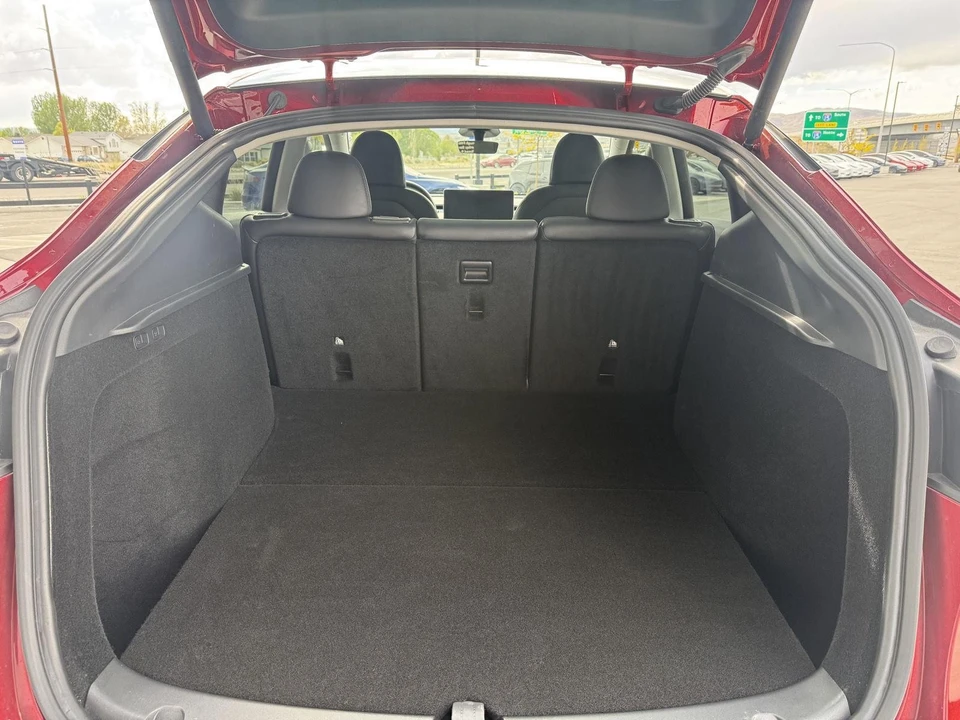 2024 Tesla Model Y - Image 17 of 27