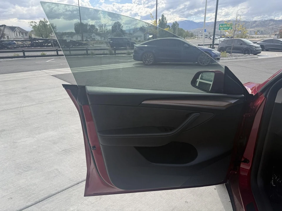 2024 Tesla Model Y - Image 11 of 27