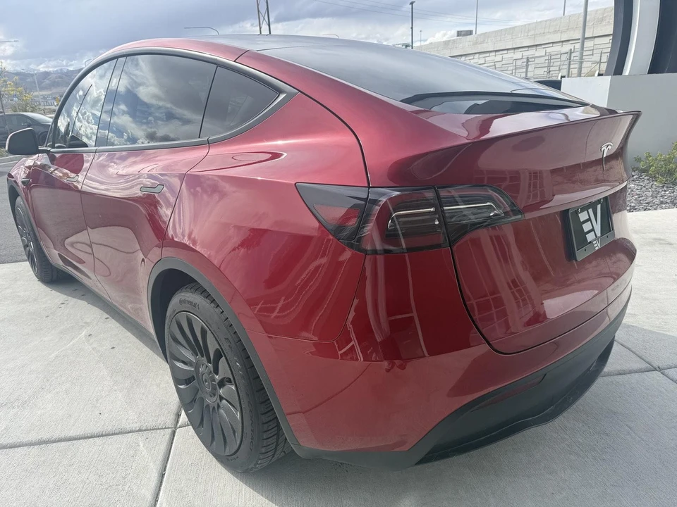 2024 Tesla Model Y - Image 6 of 27