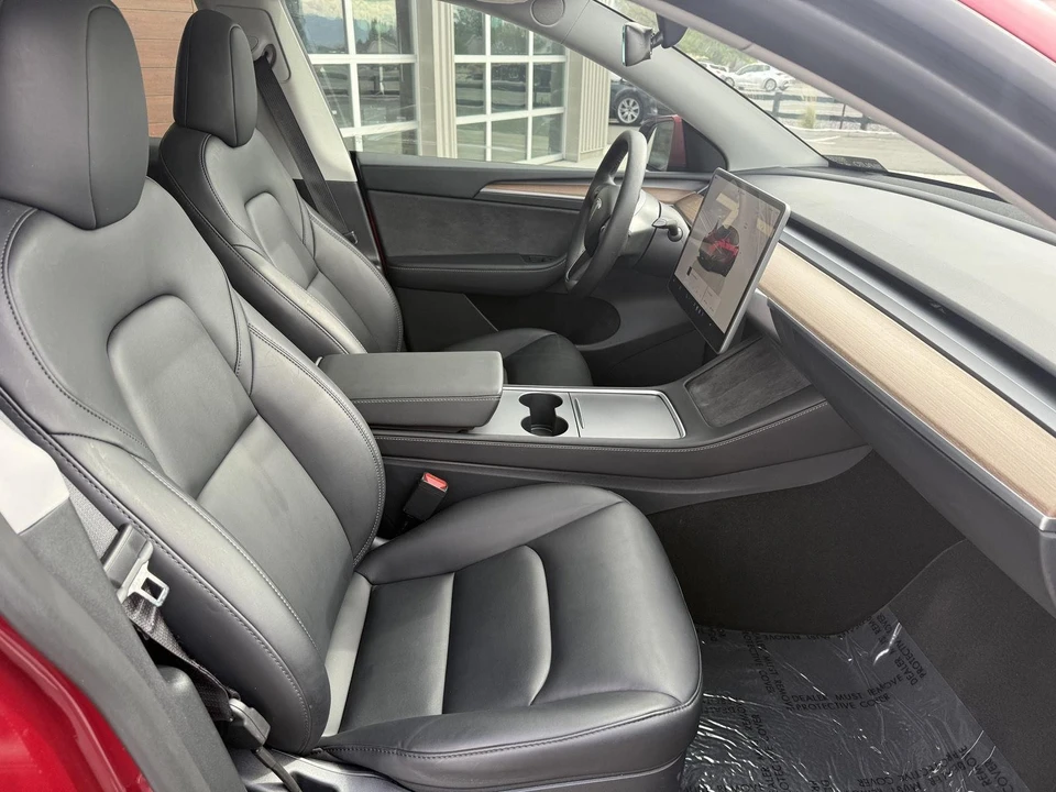 2024 Tesla Model Y - Image 24 of 27