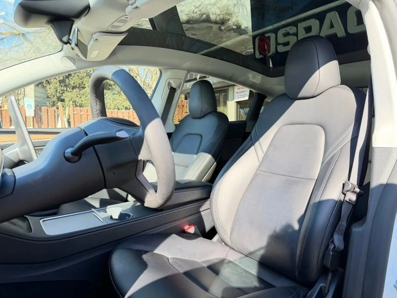 2024 Tesla Model Y - Image 11 of 12