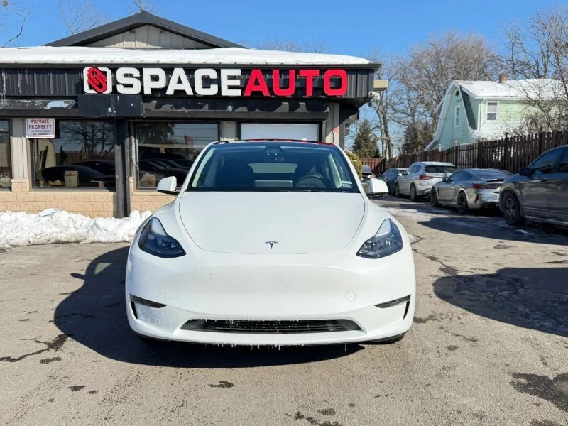2024 Tesla Model Y - Image 2 of 12