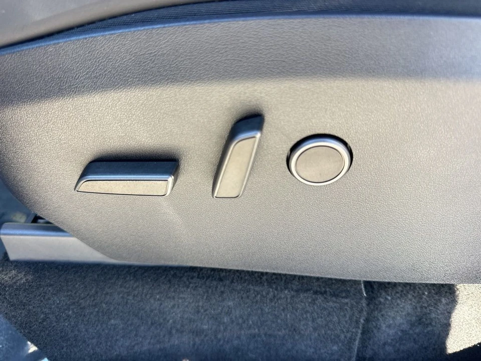 2024 Tesla Model Y - Image 10 of 12