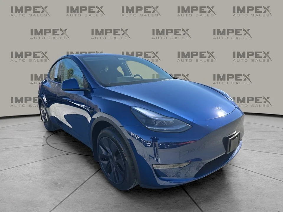 2024 Tesla Model Y - Image 7 of 21