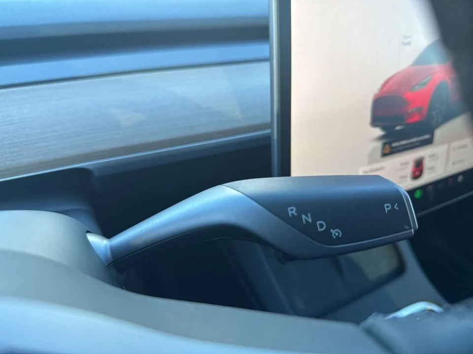 2024 Tesla Model Y - Image 19 of 21