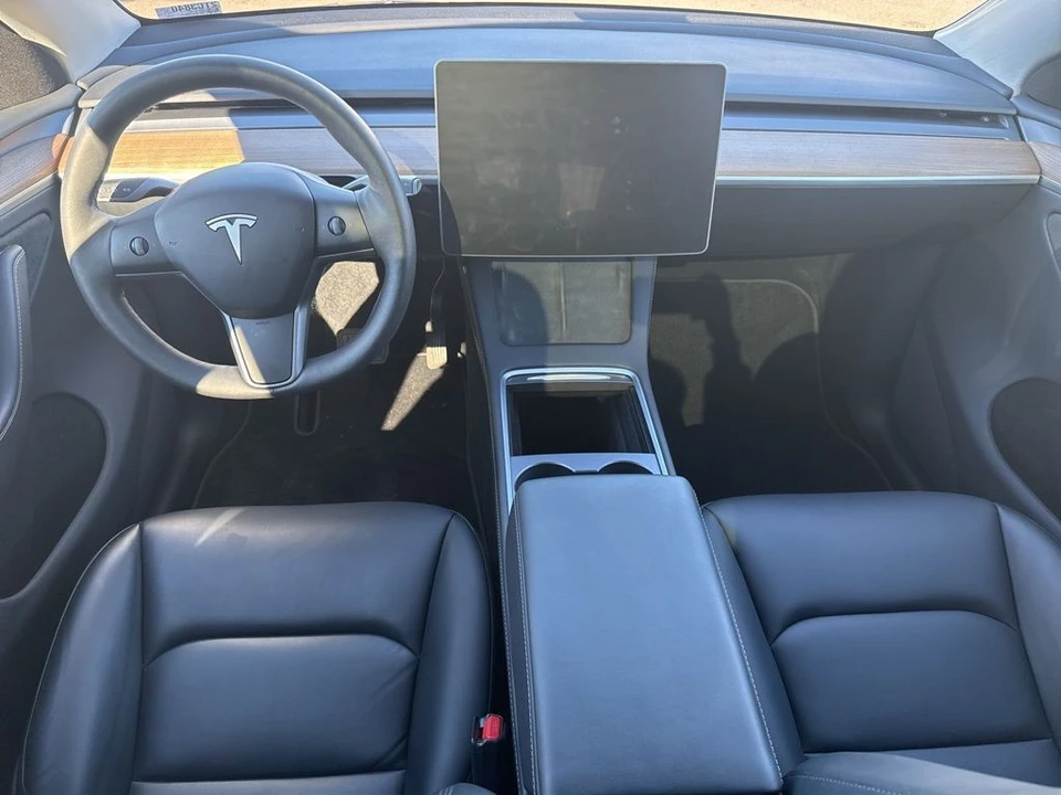 2024 Tesla Model Y - Image 15 of 21