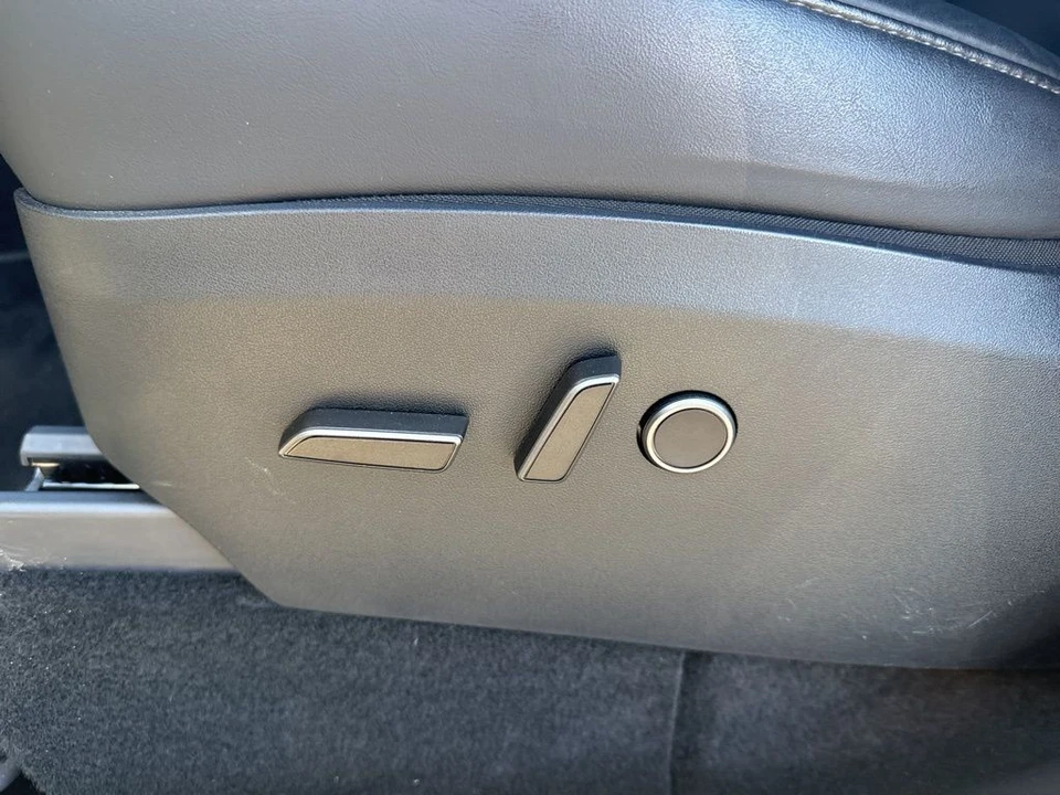 2024 Tesla Model Y - Image 11 of 12