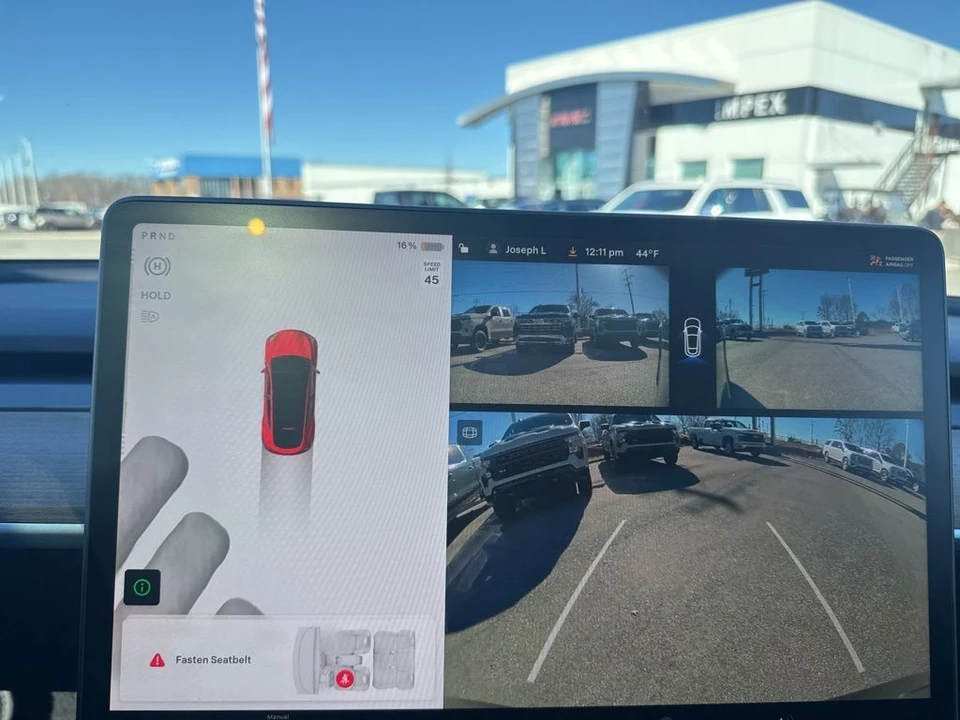 2024 Tesla Model Y - Image 21 of 21
